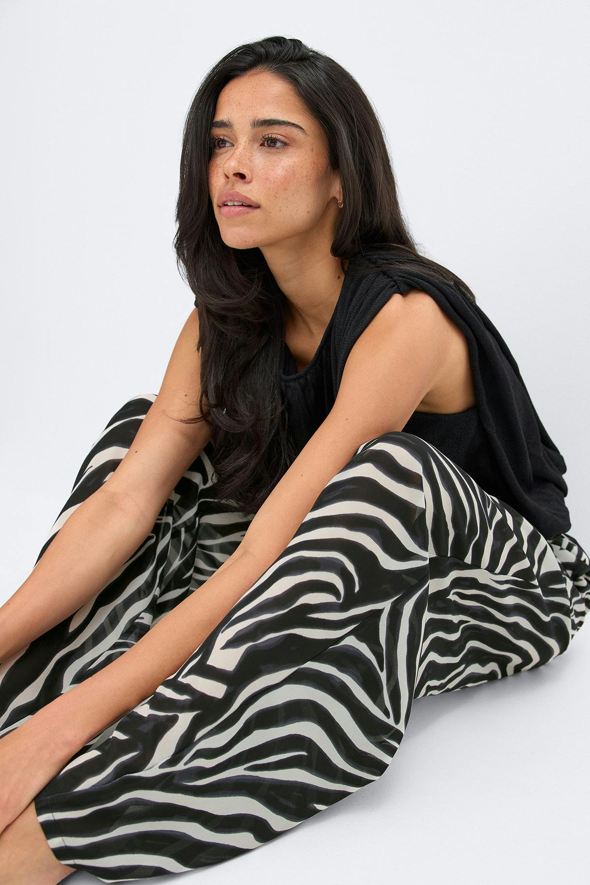 Wide chiffon trousers