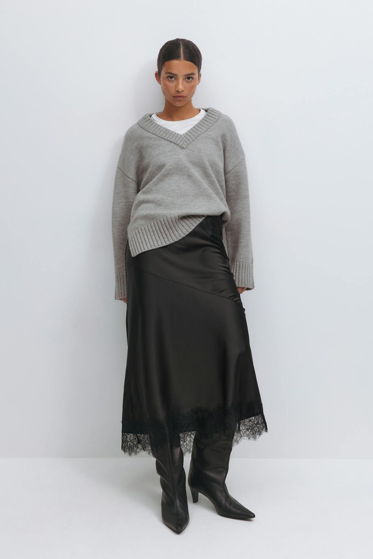 Lace skirt