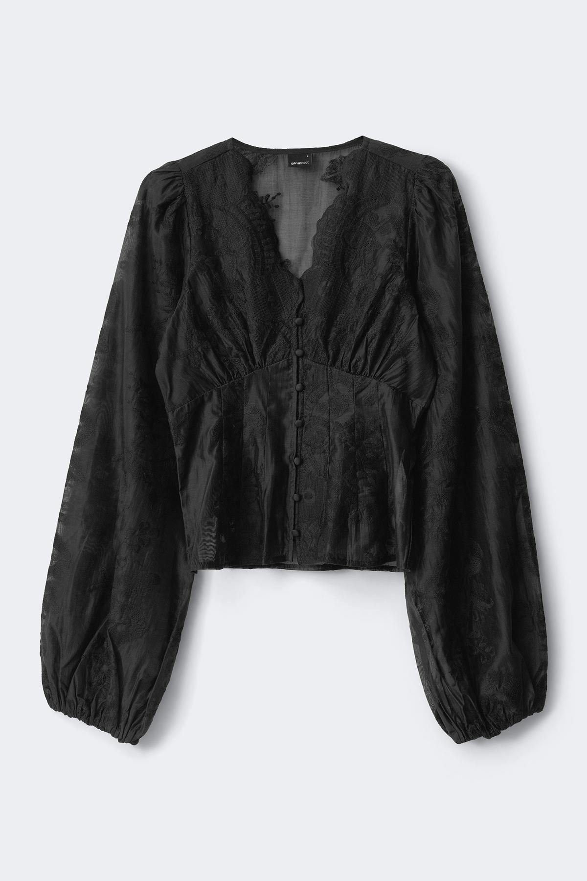 Shaped blouse