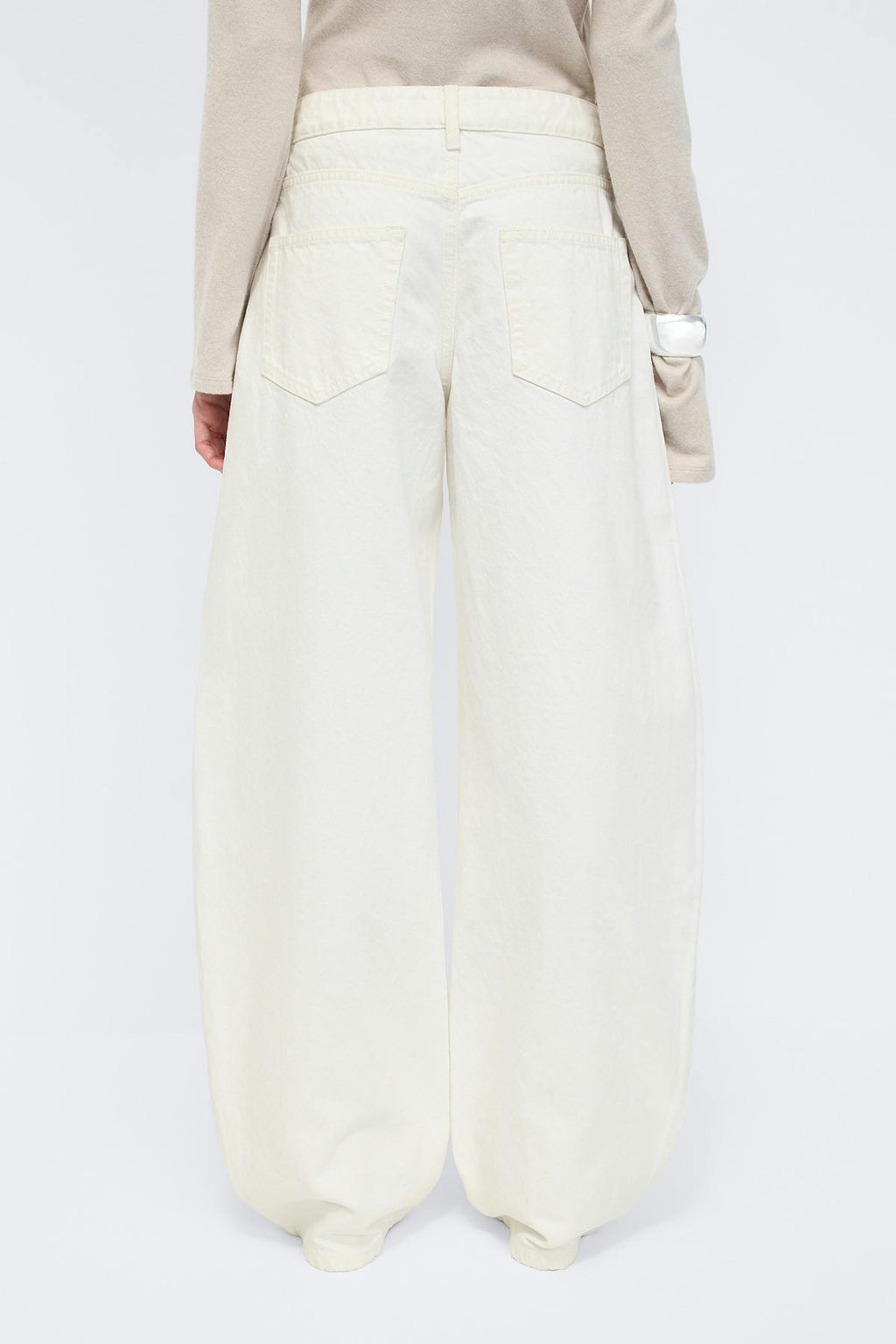 Balloon jeans