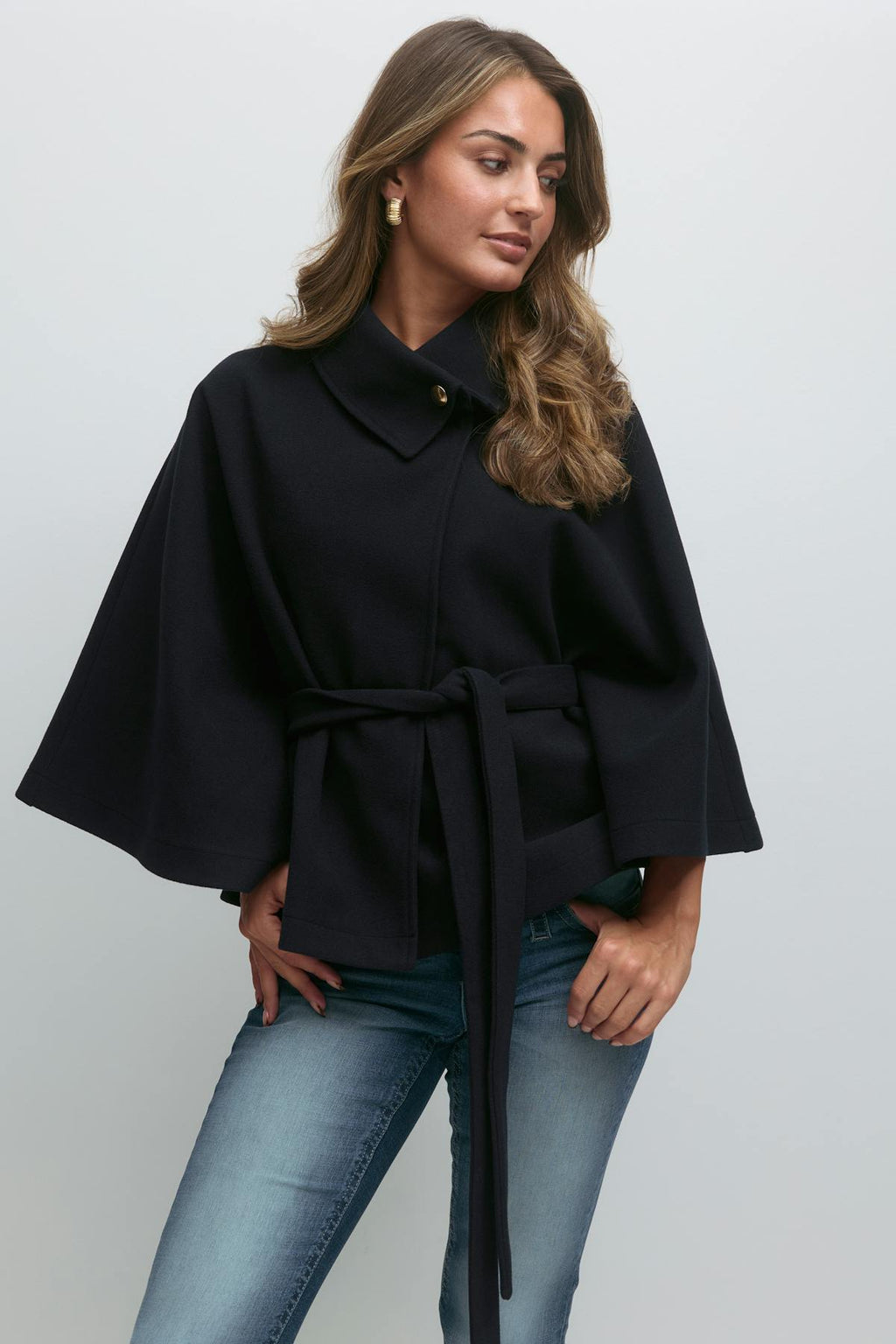 14+ belted cape