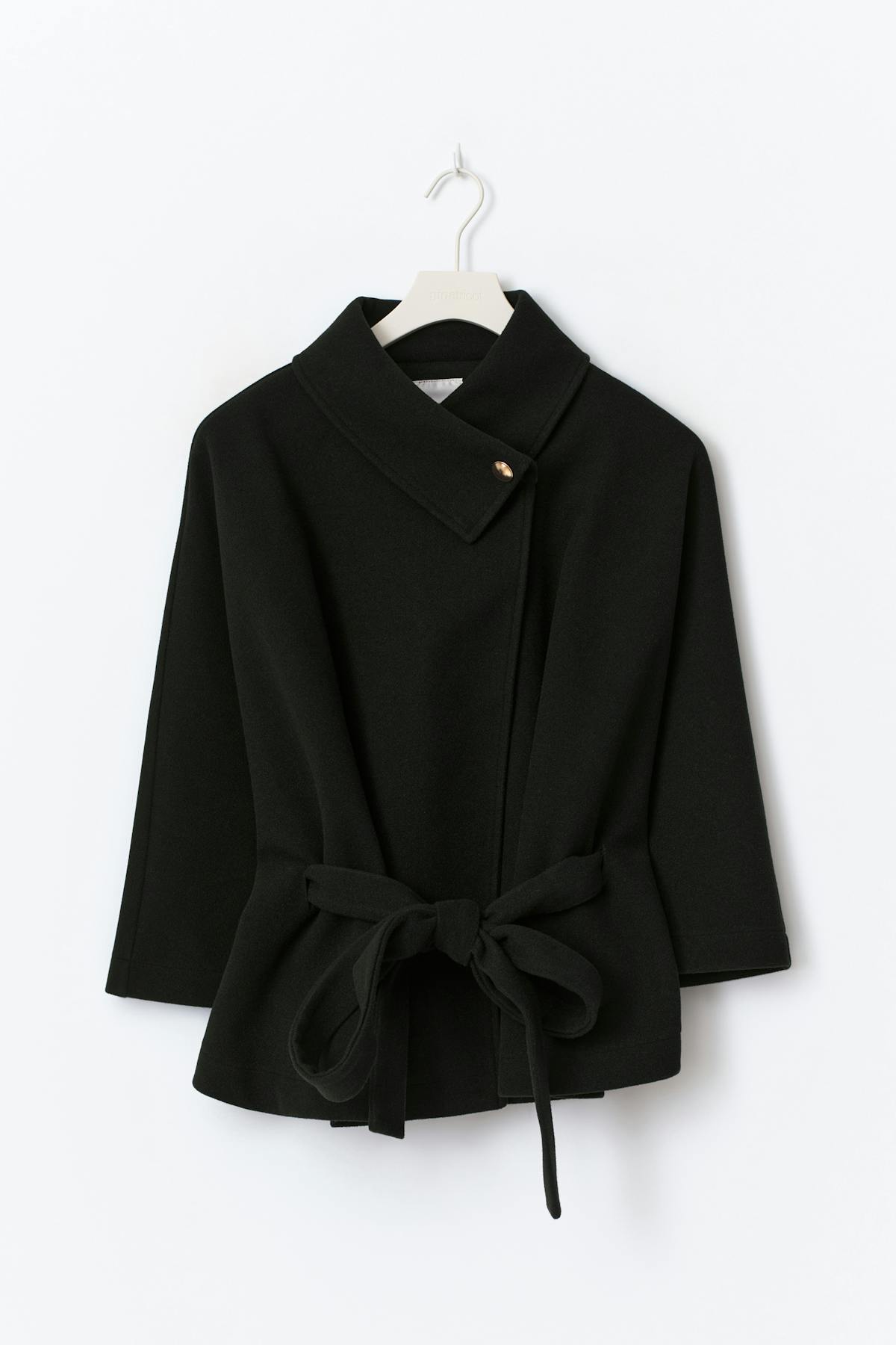 14+ belted cape