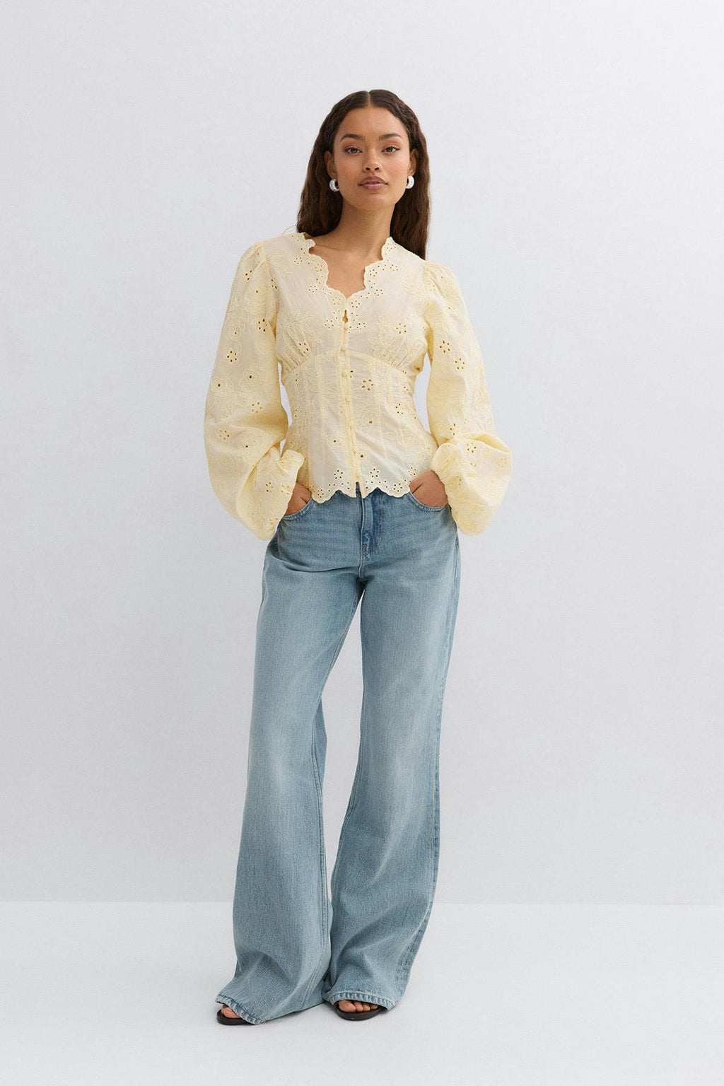 Balloon sleeve blouse
