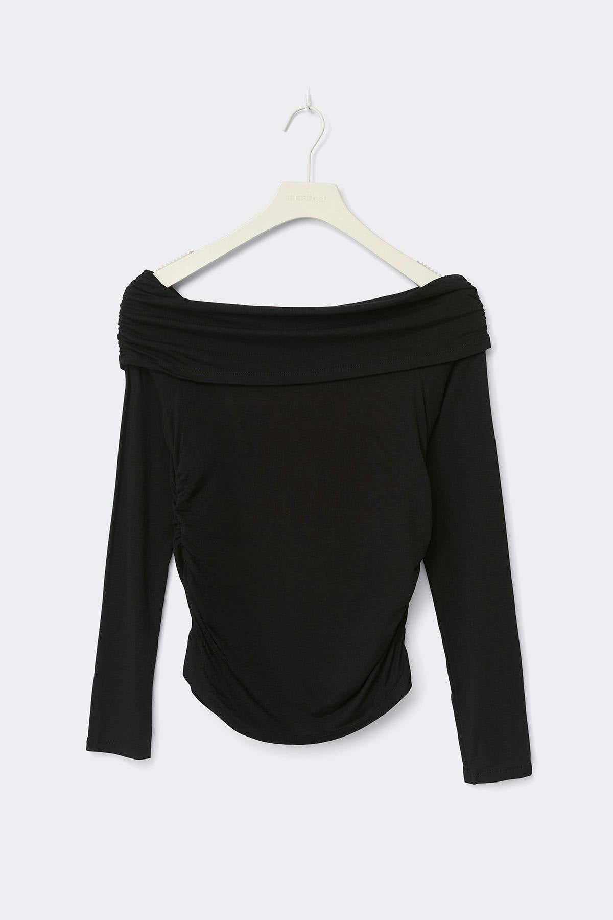 Y ruched off shoulder top