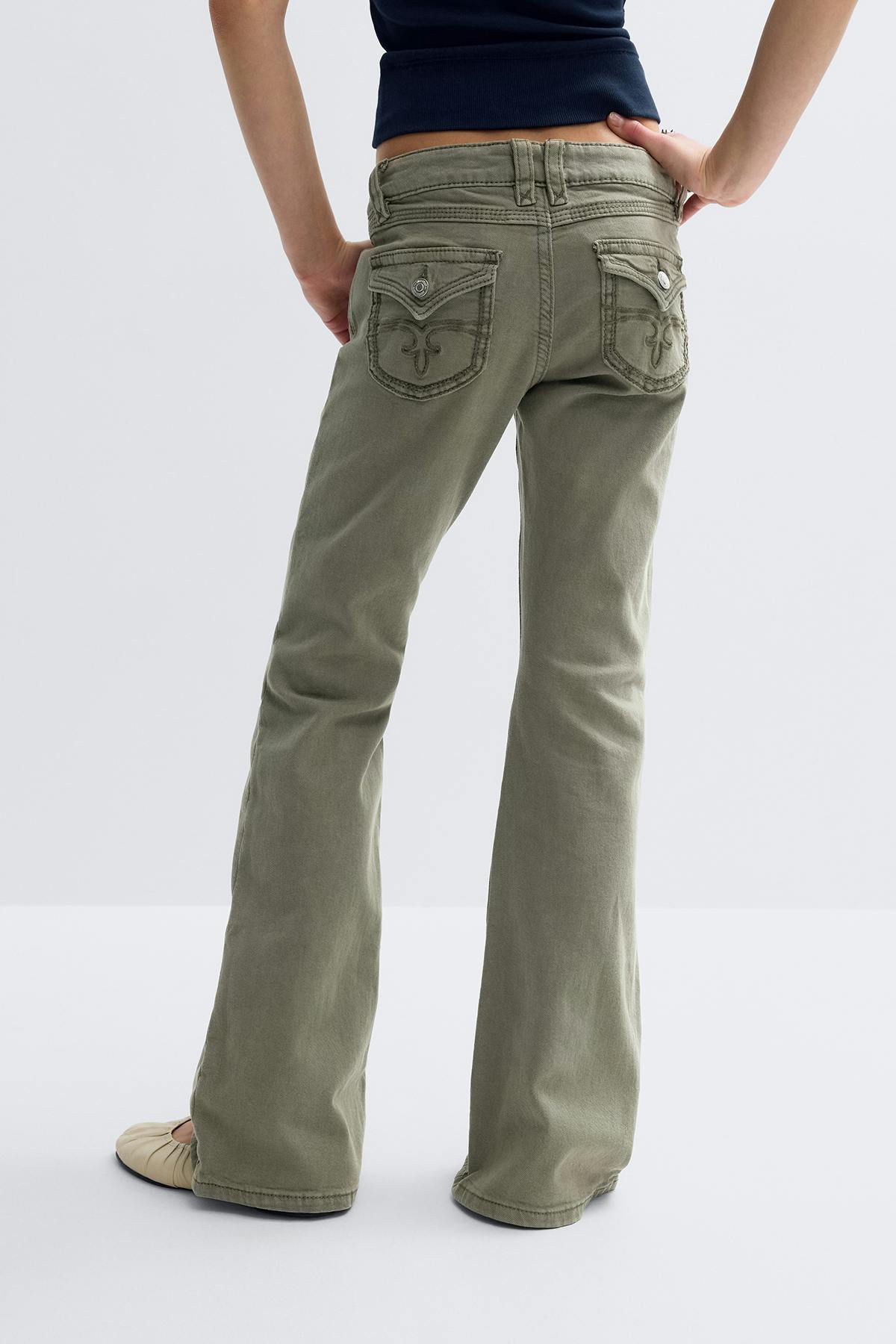 Y one knee destroy jeans