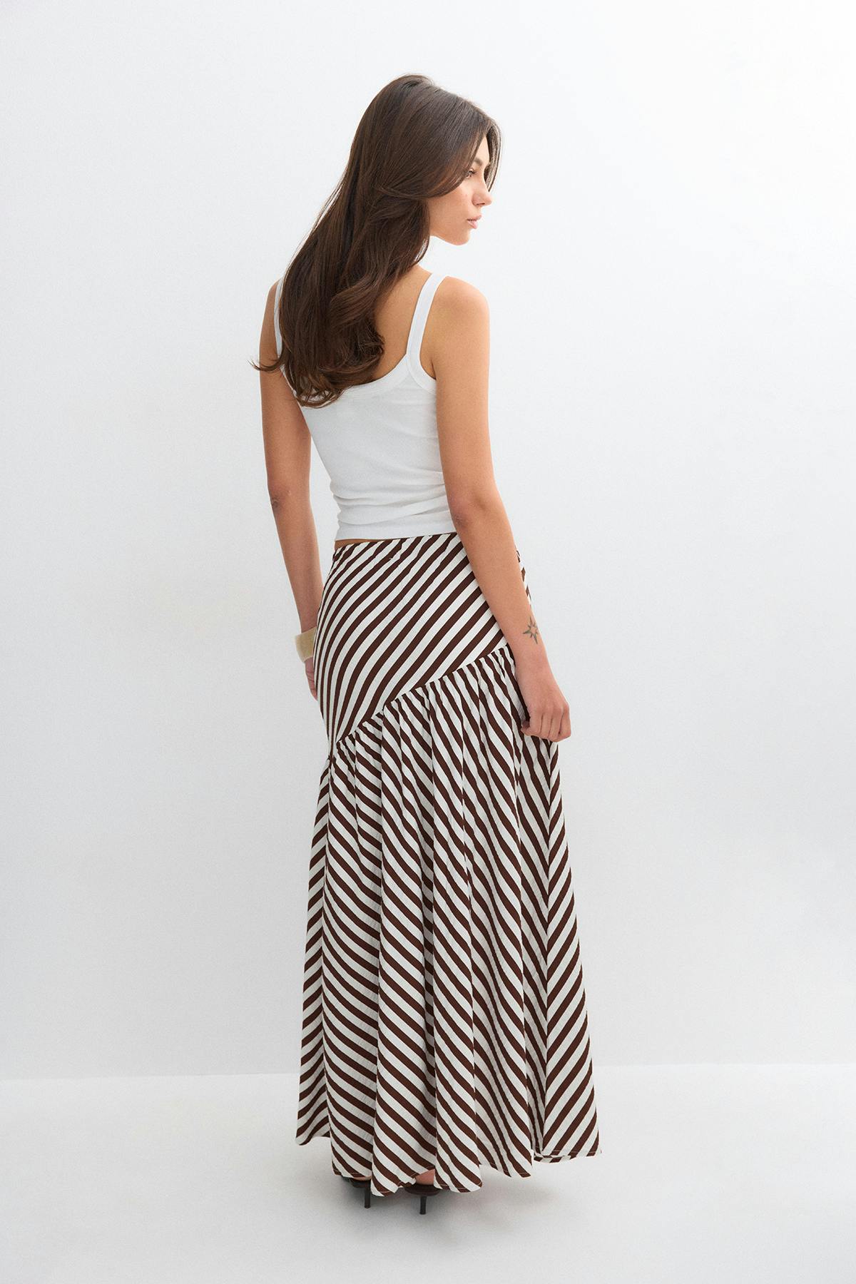 Dropped waist skirt
