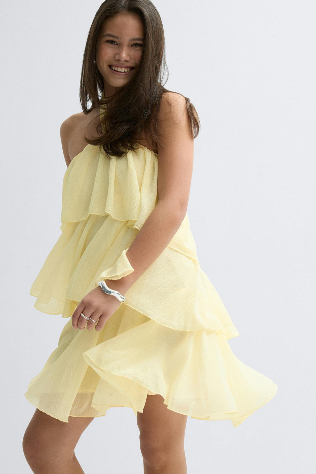 Y halterneck dress