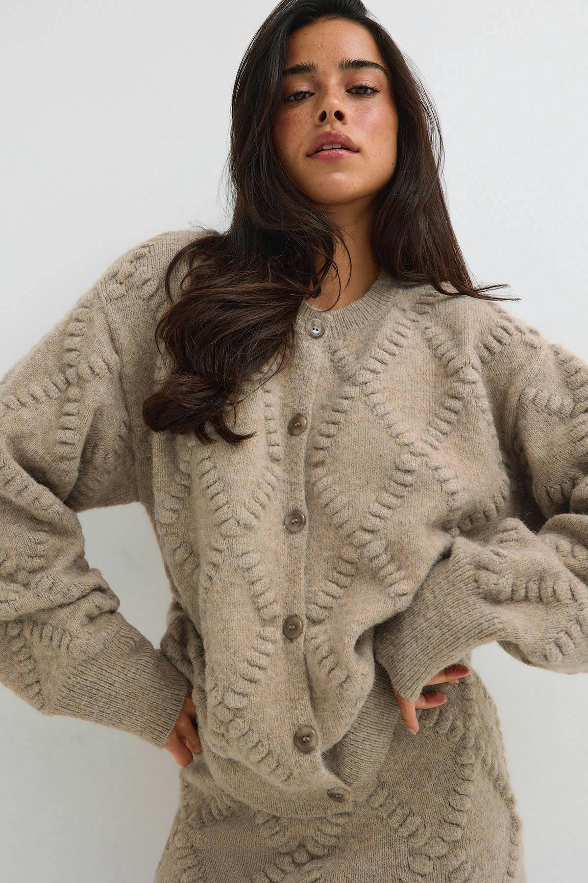 Knitted cardigan