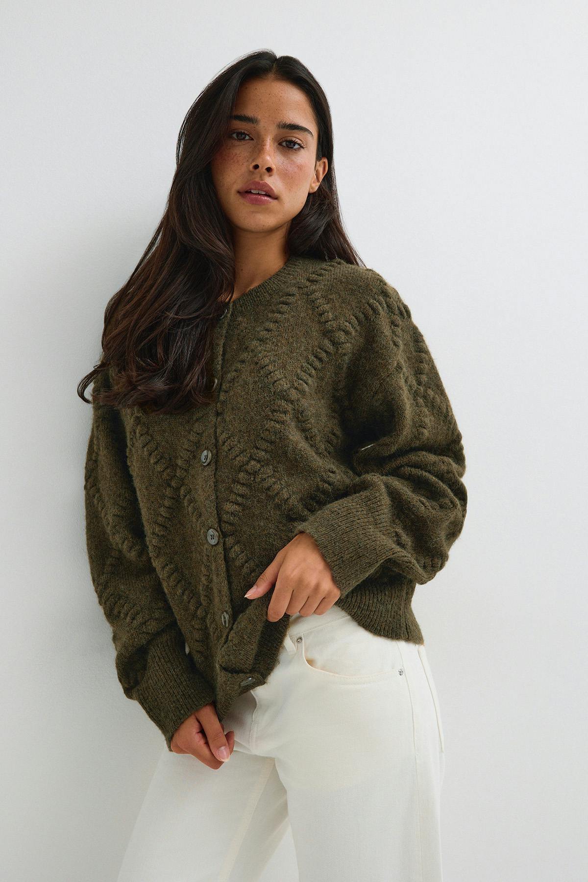 Knitted cardigan