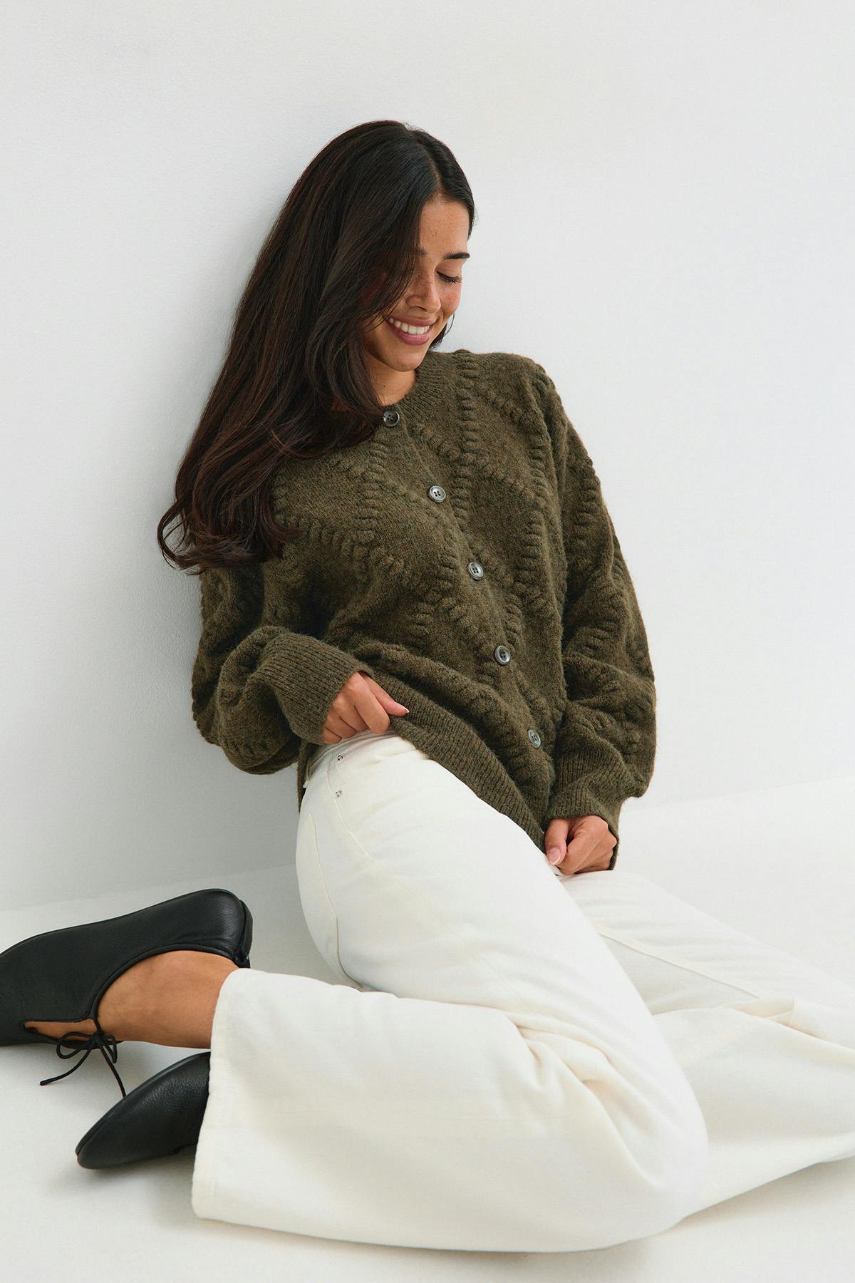Knitted cardigan