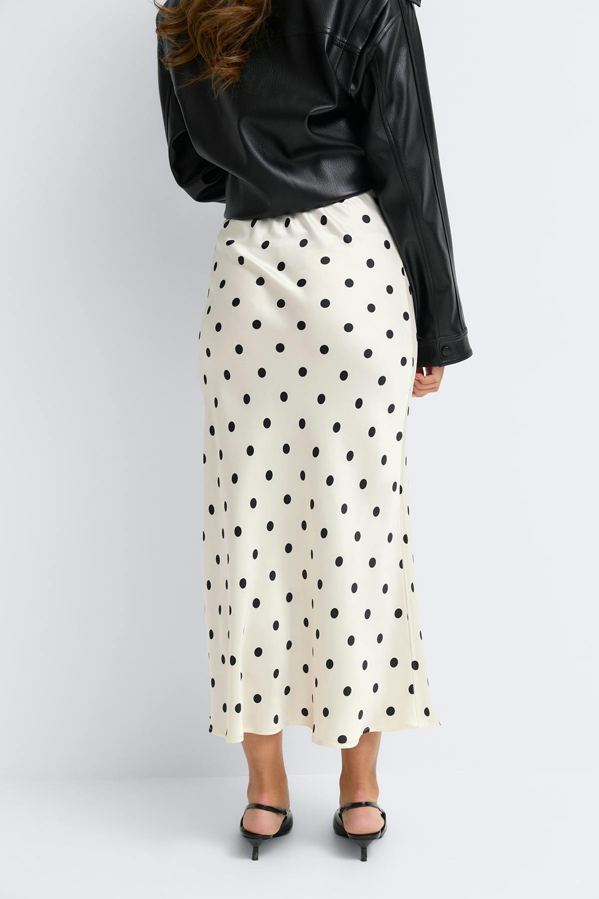 Satin skirt