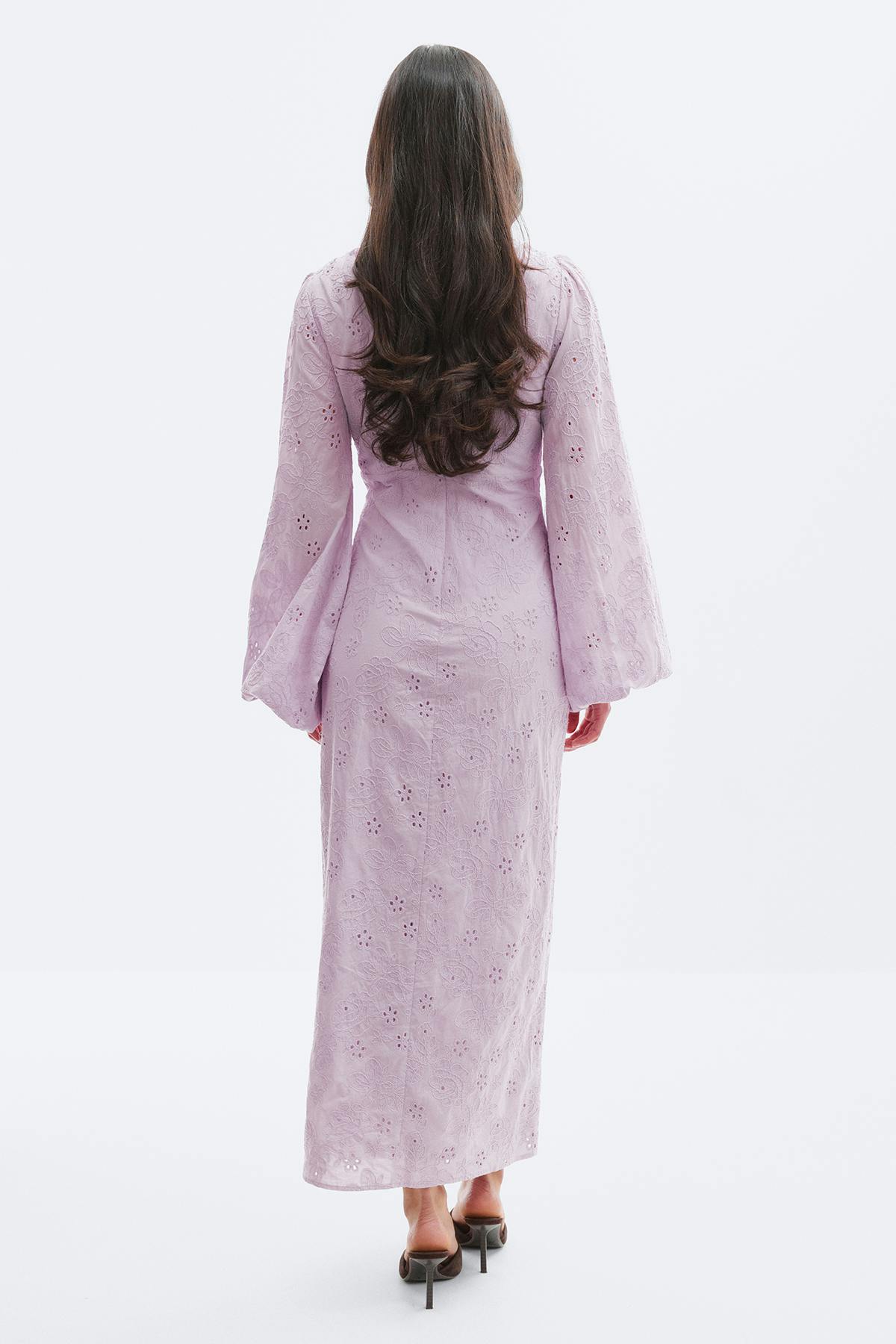 Embroidery dress