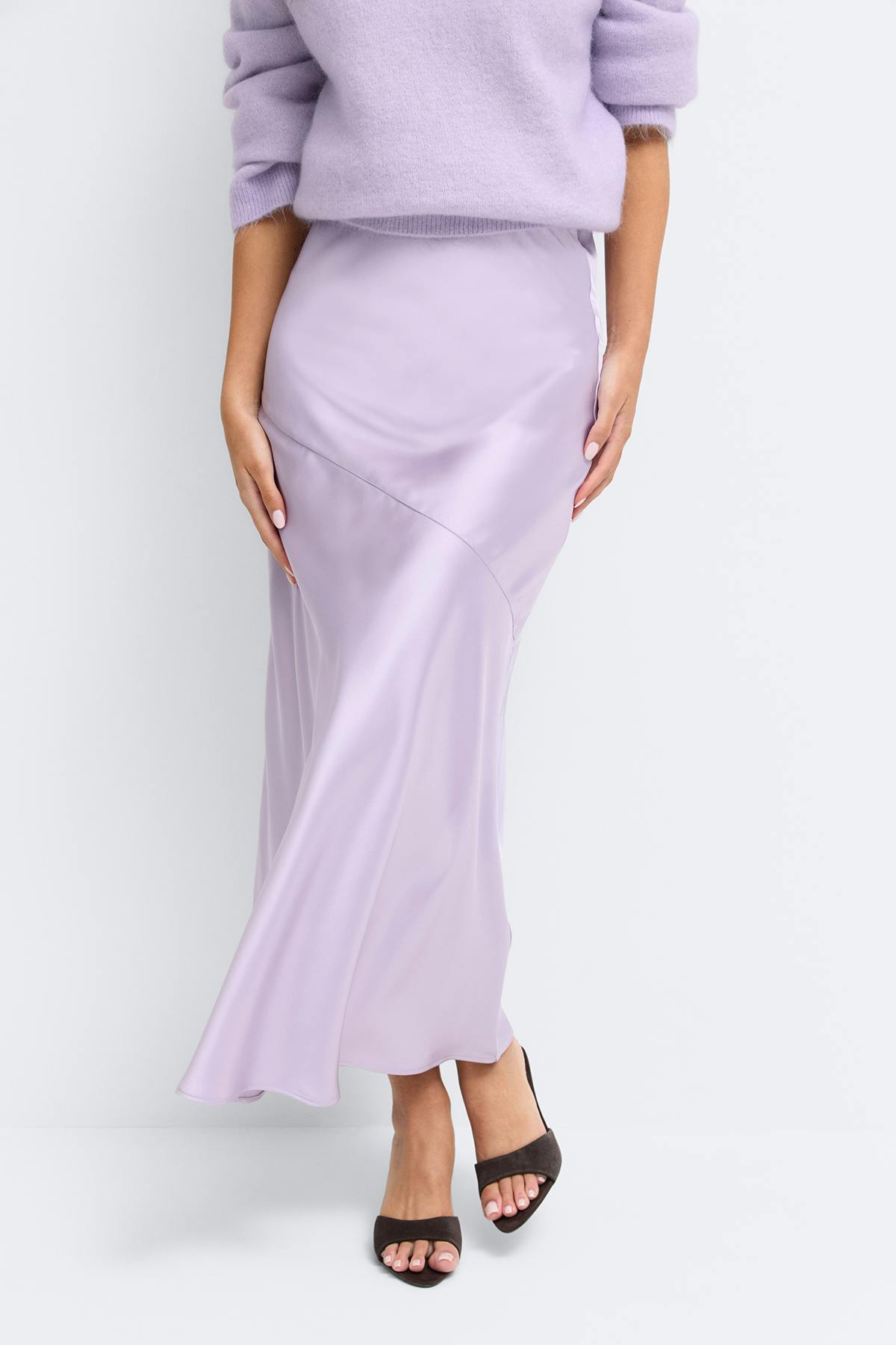 Satin skirt