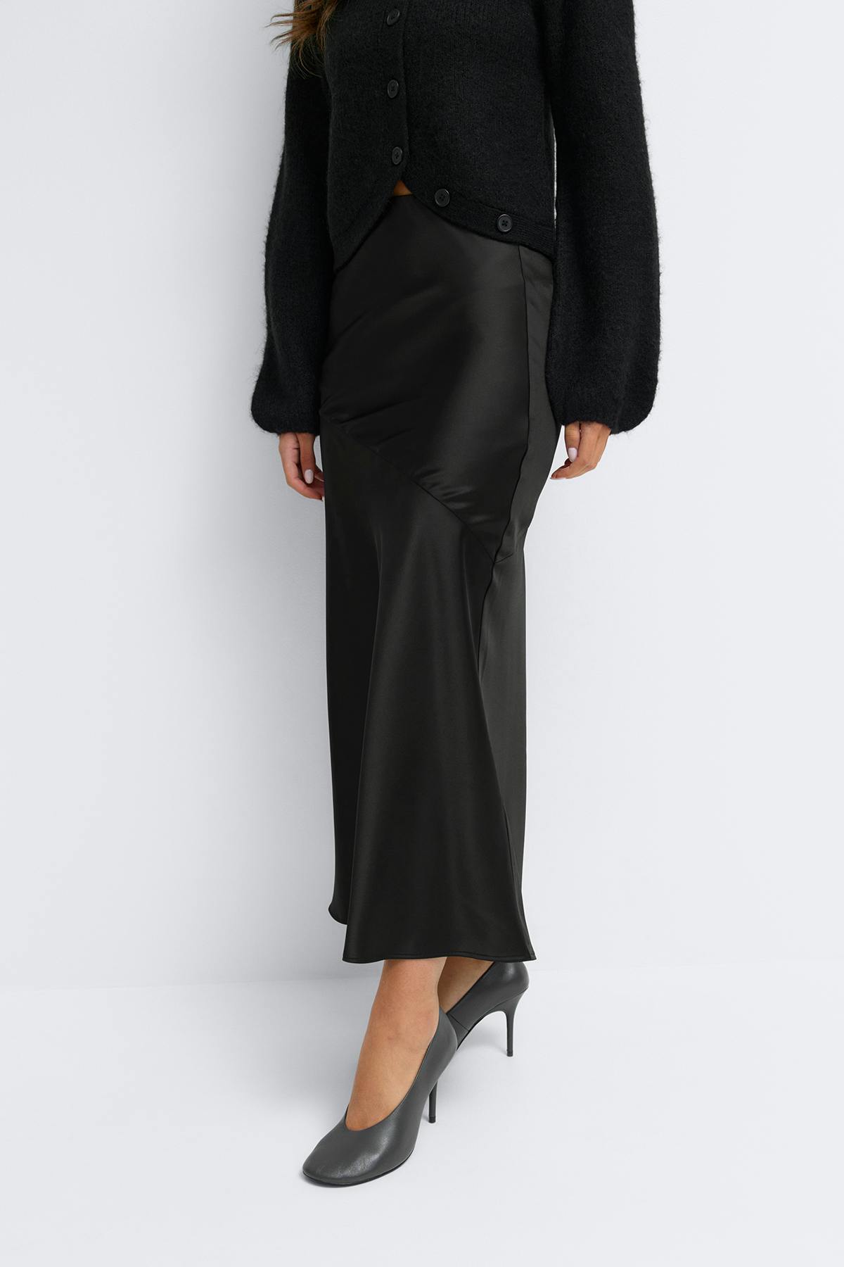 Satin skirt