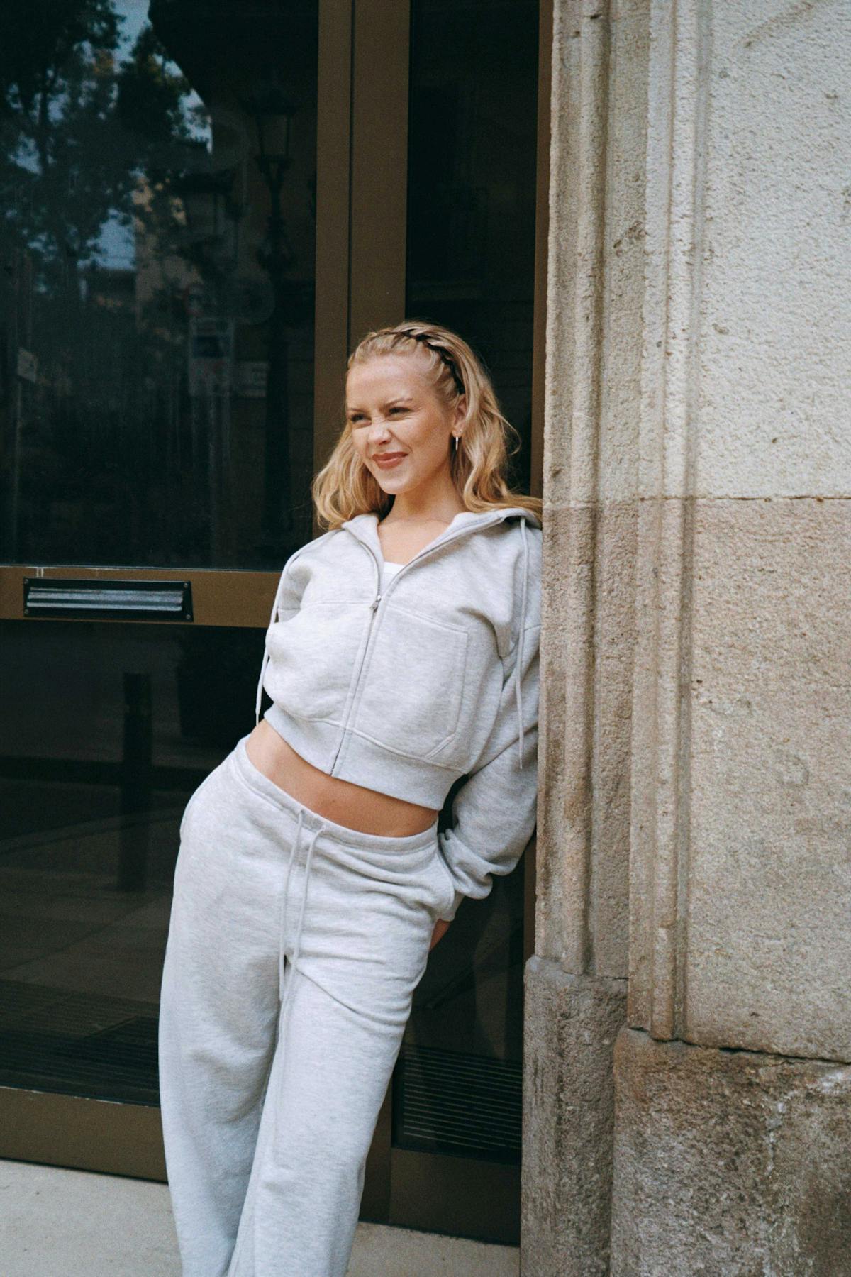 Ultimate zip hoodie