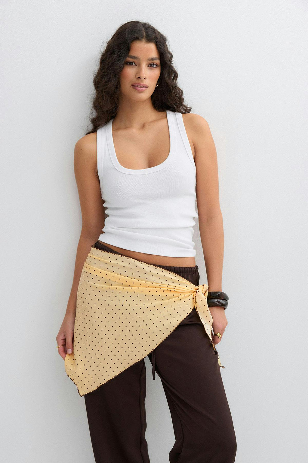 Picot edge hip scarf