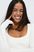 Super stretch scoop neck top