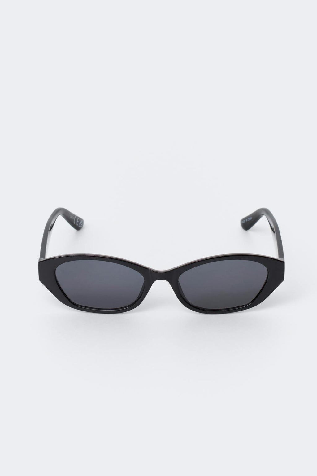 Slim cat eye sunglasses