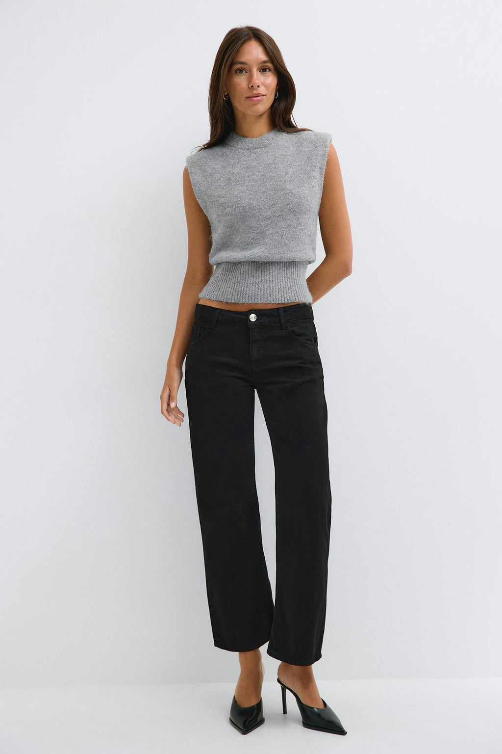 Knitted vest