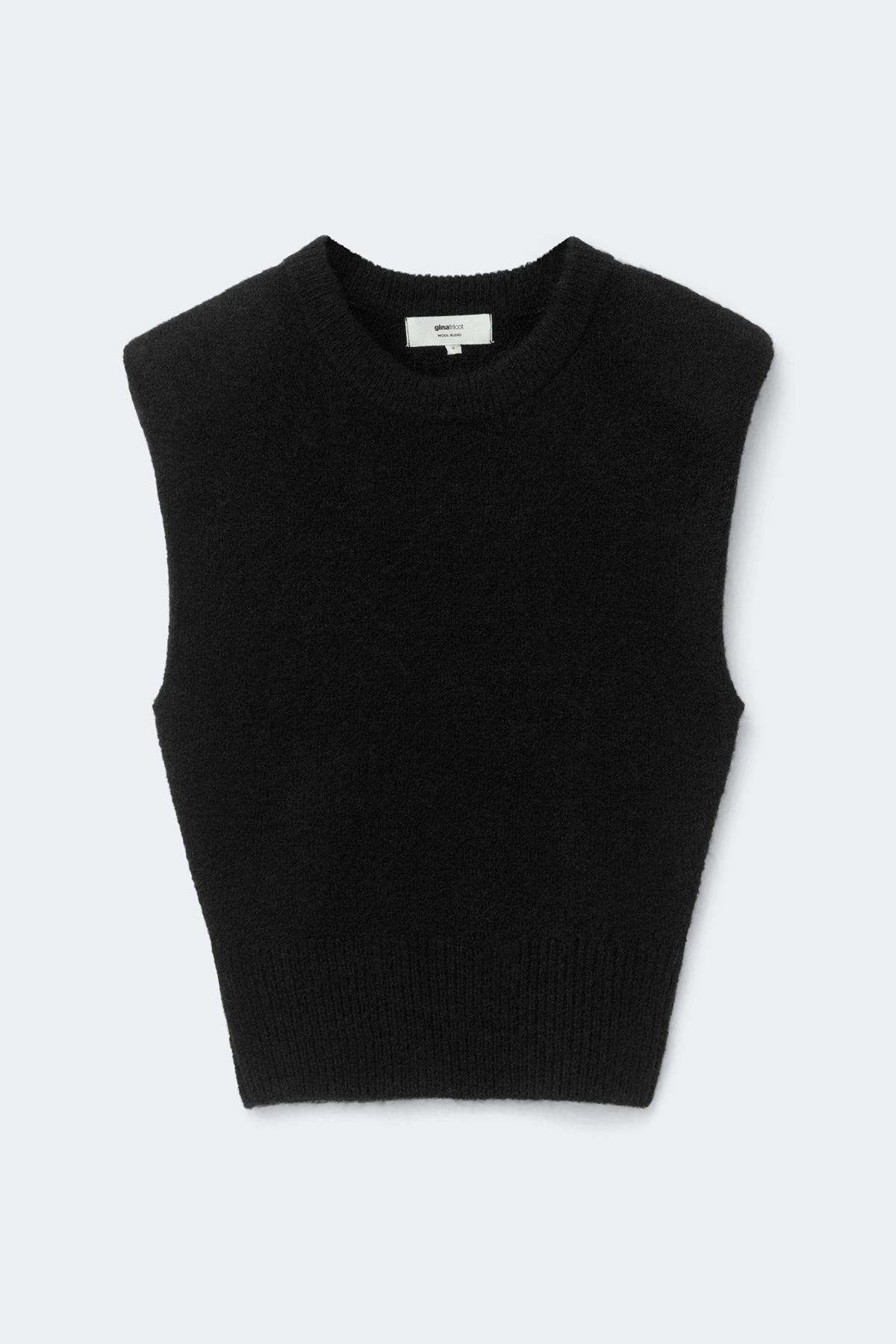 Knitted vest