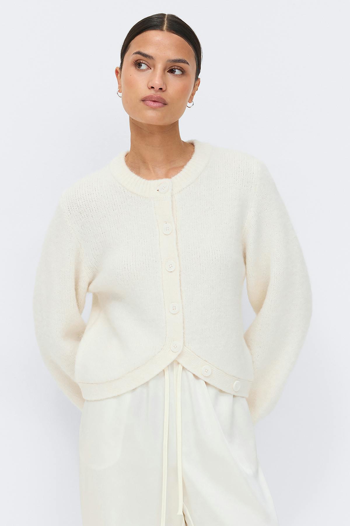 Knitted cardigan