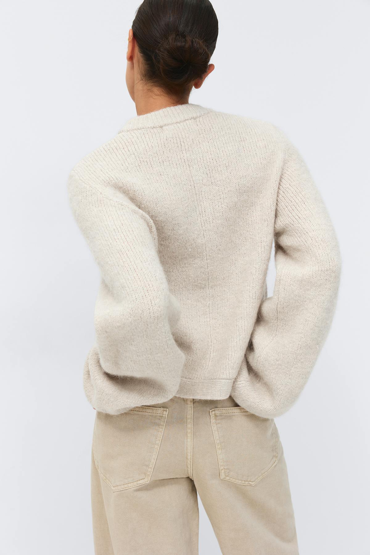 Knitted cardigan