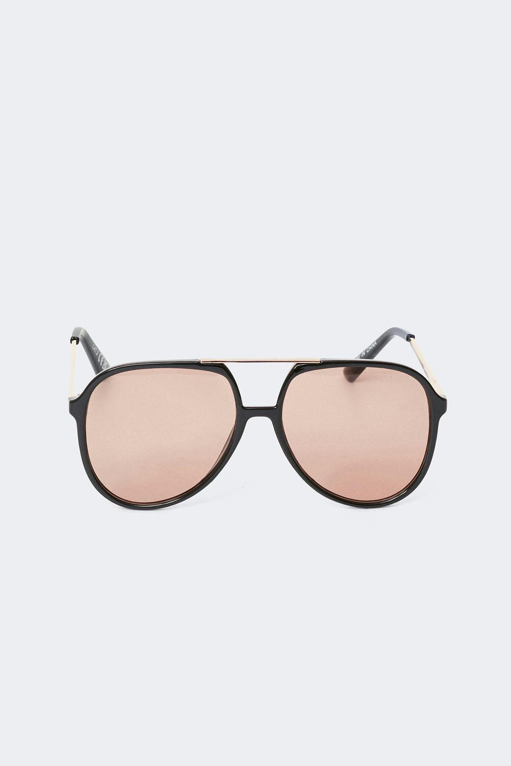 Bold aviator sunglasses