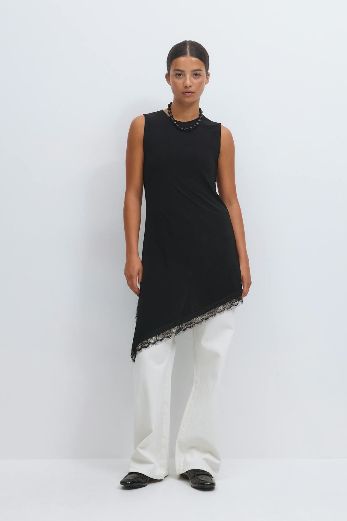 Asymmetric lace detail tunic