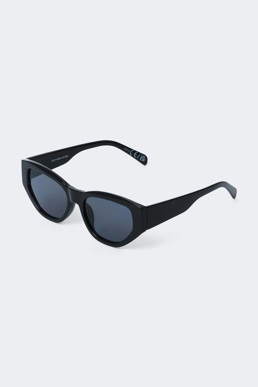 Angular cateye sunglasses