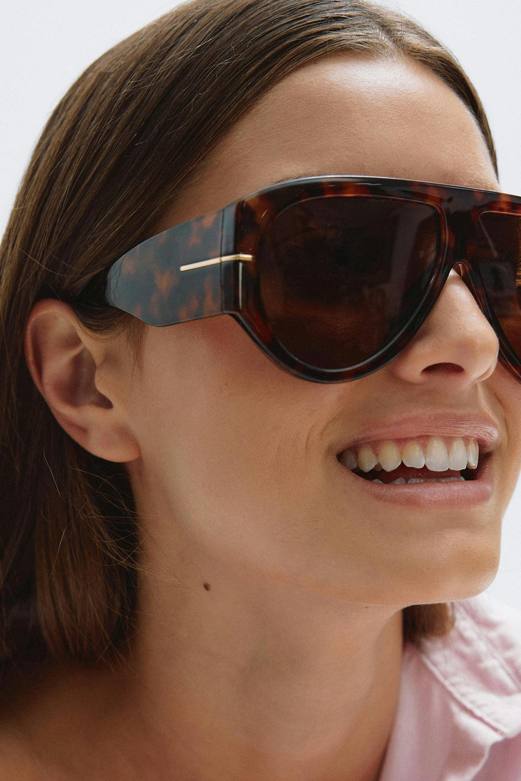Bold aviator sunglasses