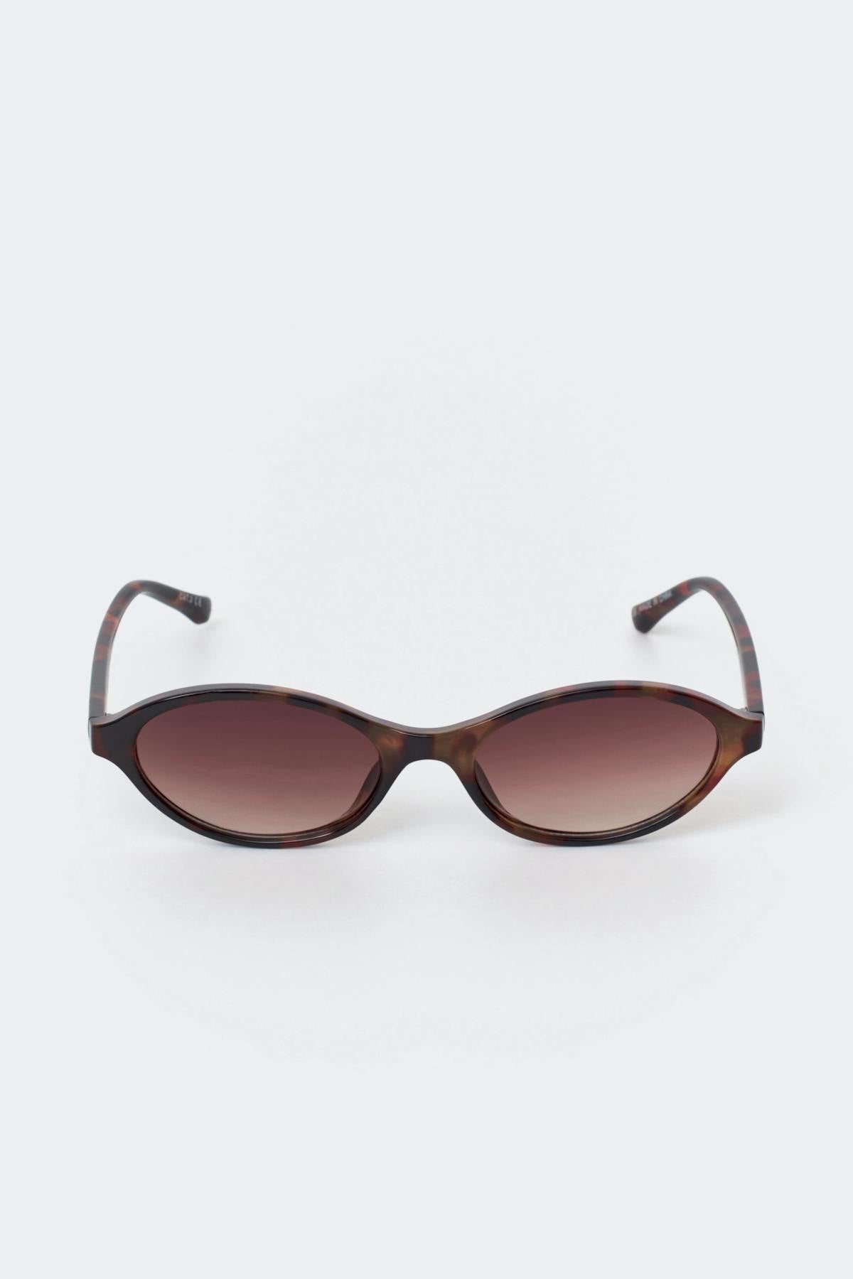 Oval sunglasses