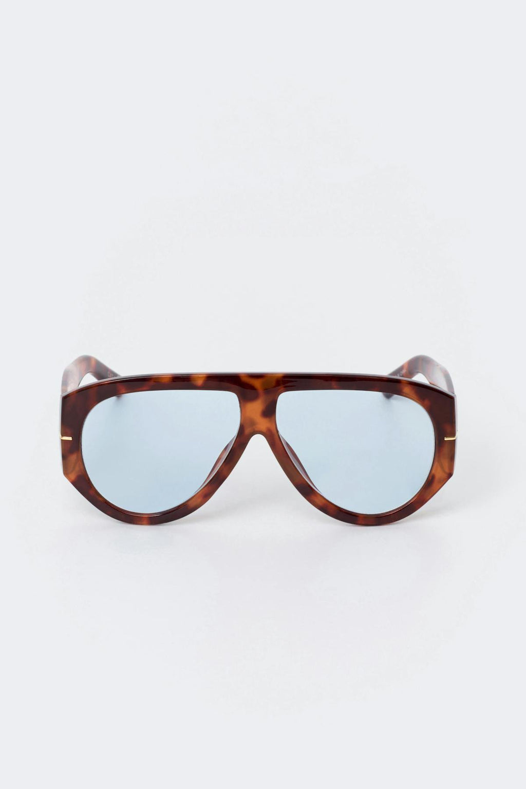 Bold aviator sunglasses