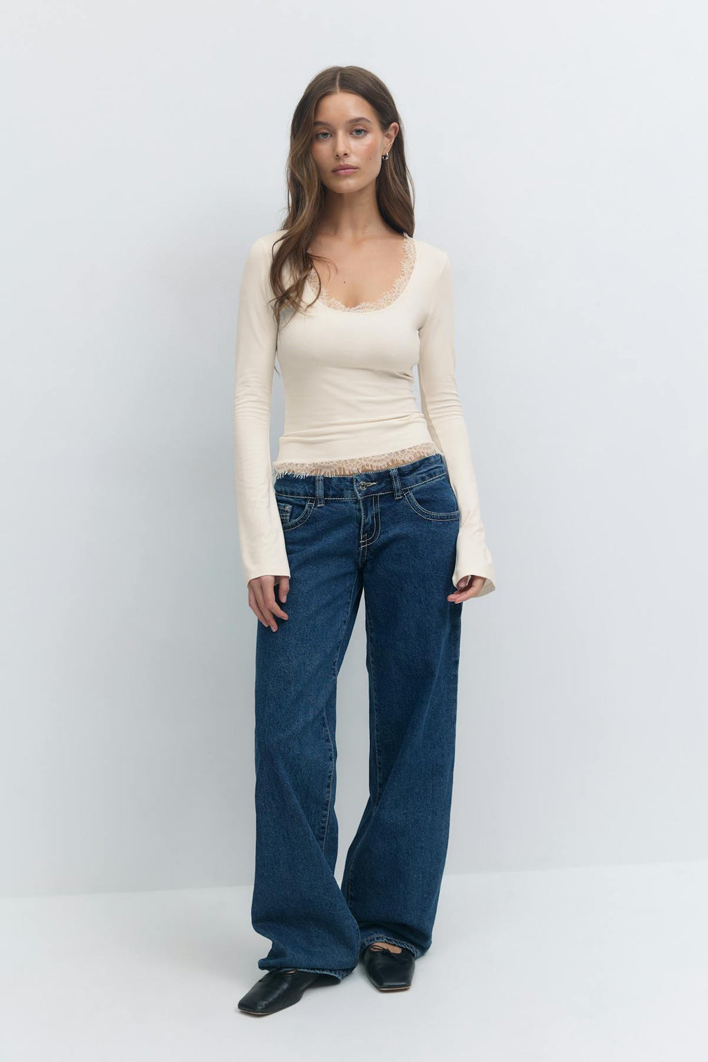 Lace detail scoop neck top