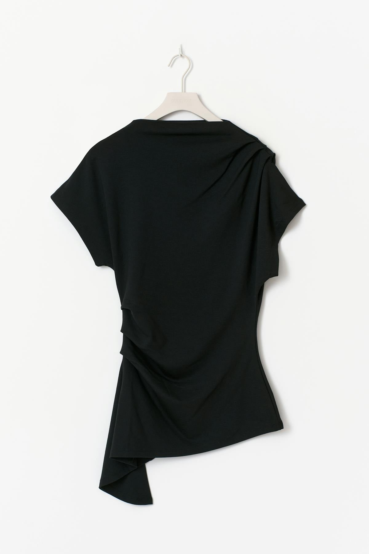 Asymmetric funnel neck top