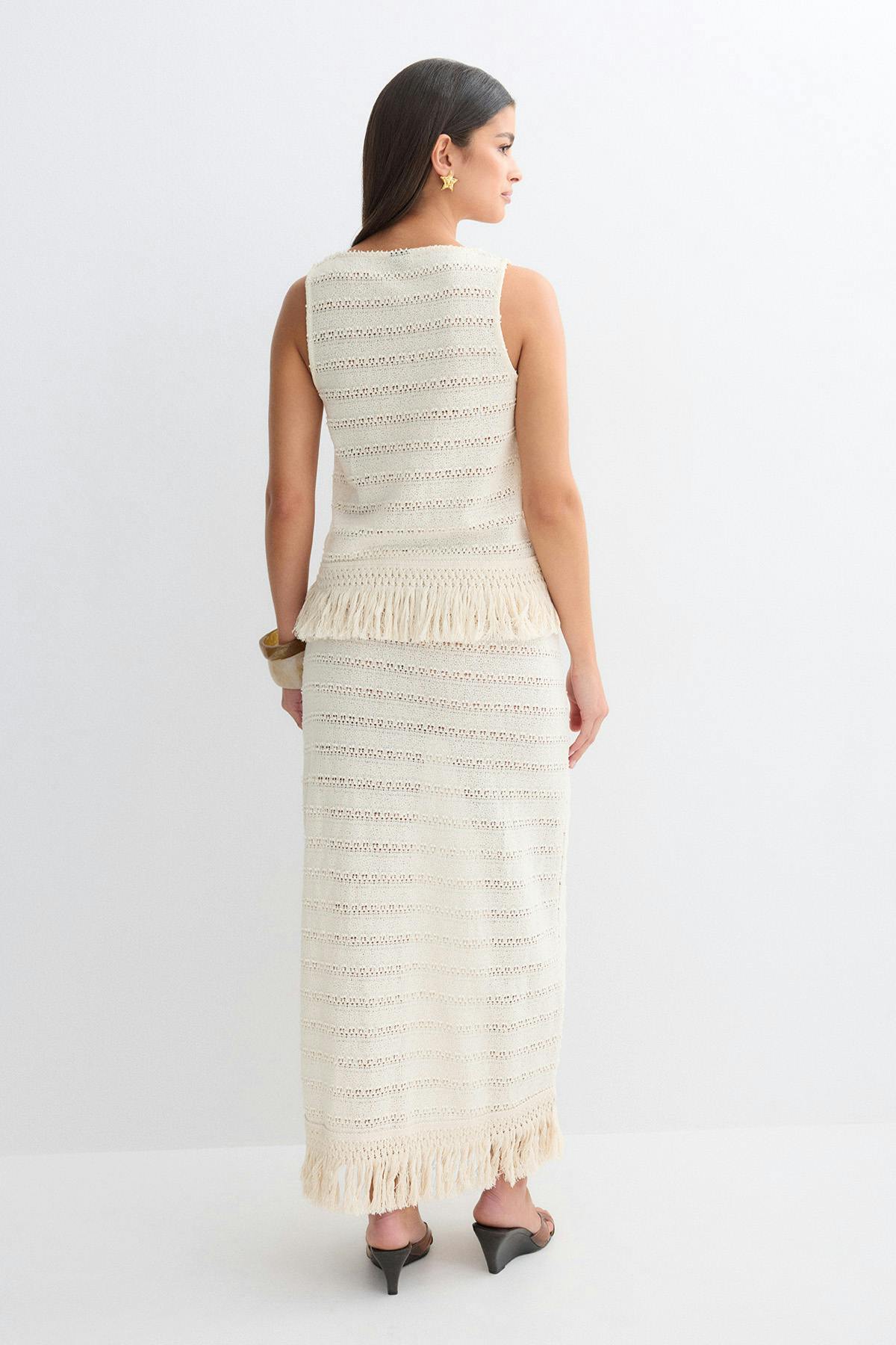 Crochet fringe skirt