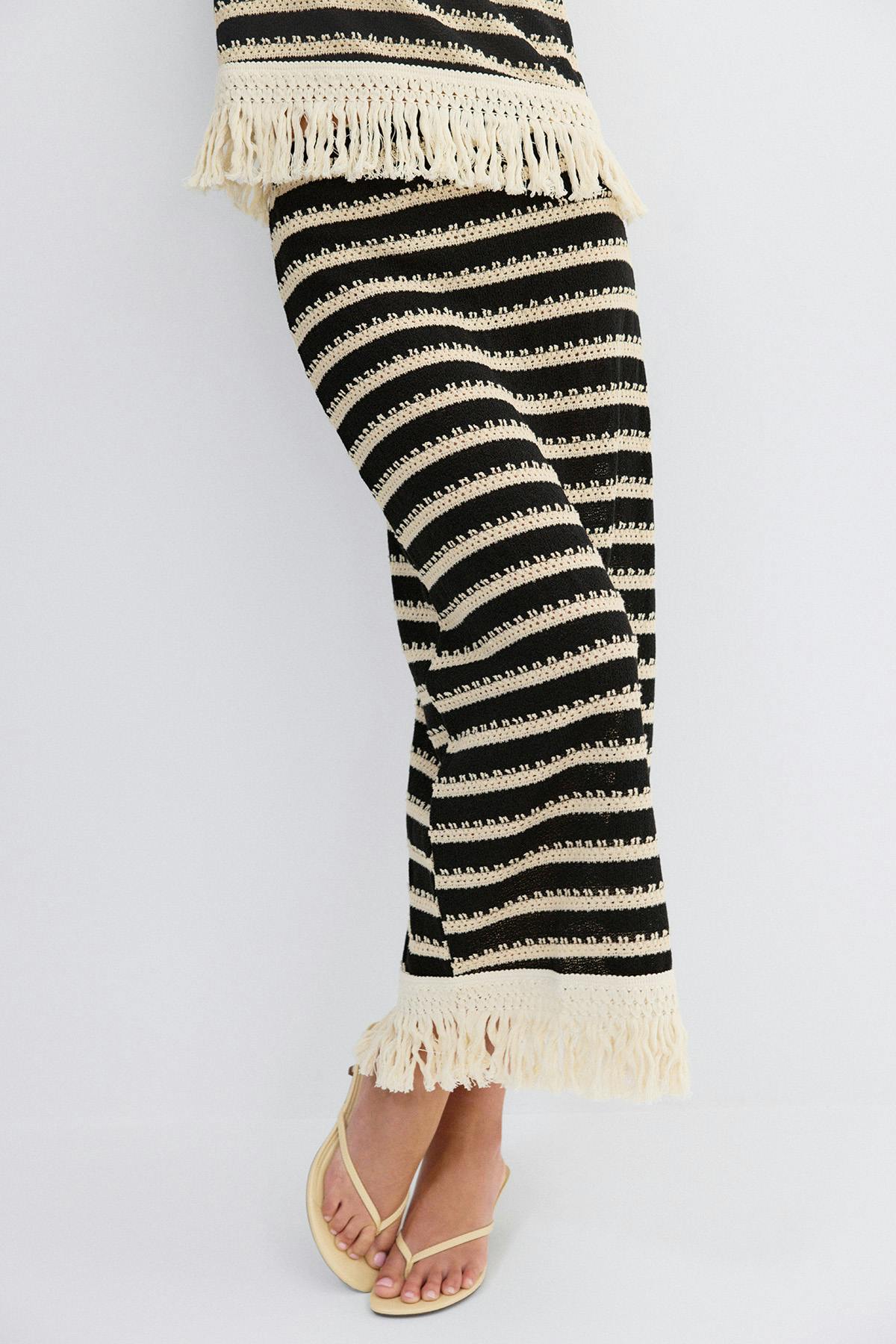 Crochet fringe skirt