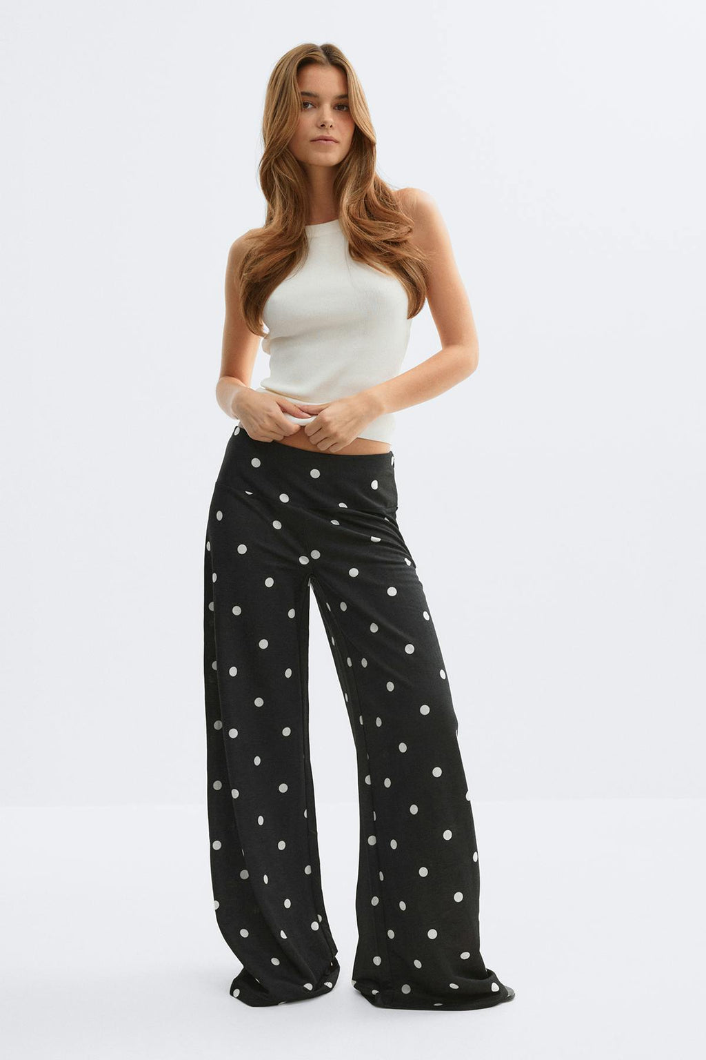Wide leg trousers