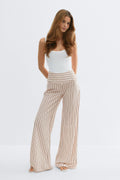 Wide leg trousers