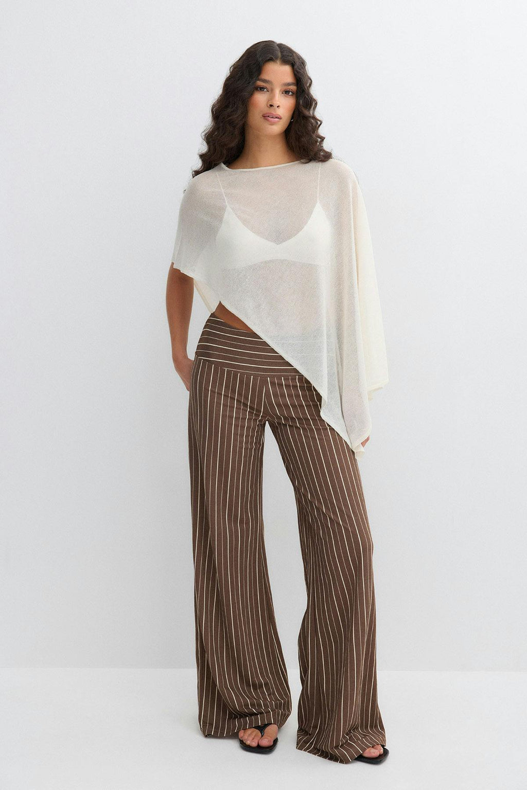 Wide leg trousers