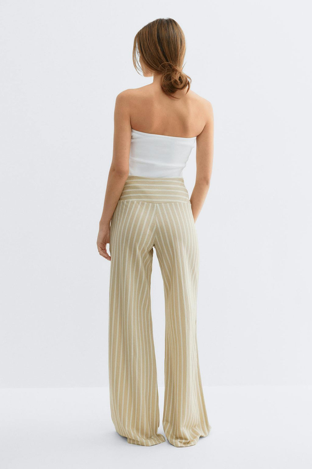 Wide leg trousers