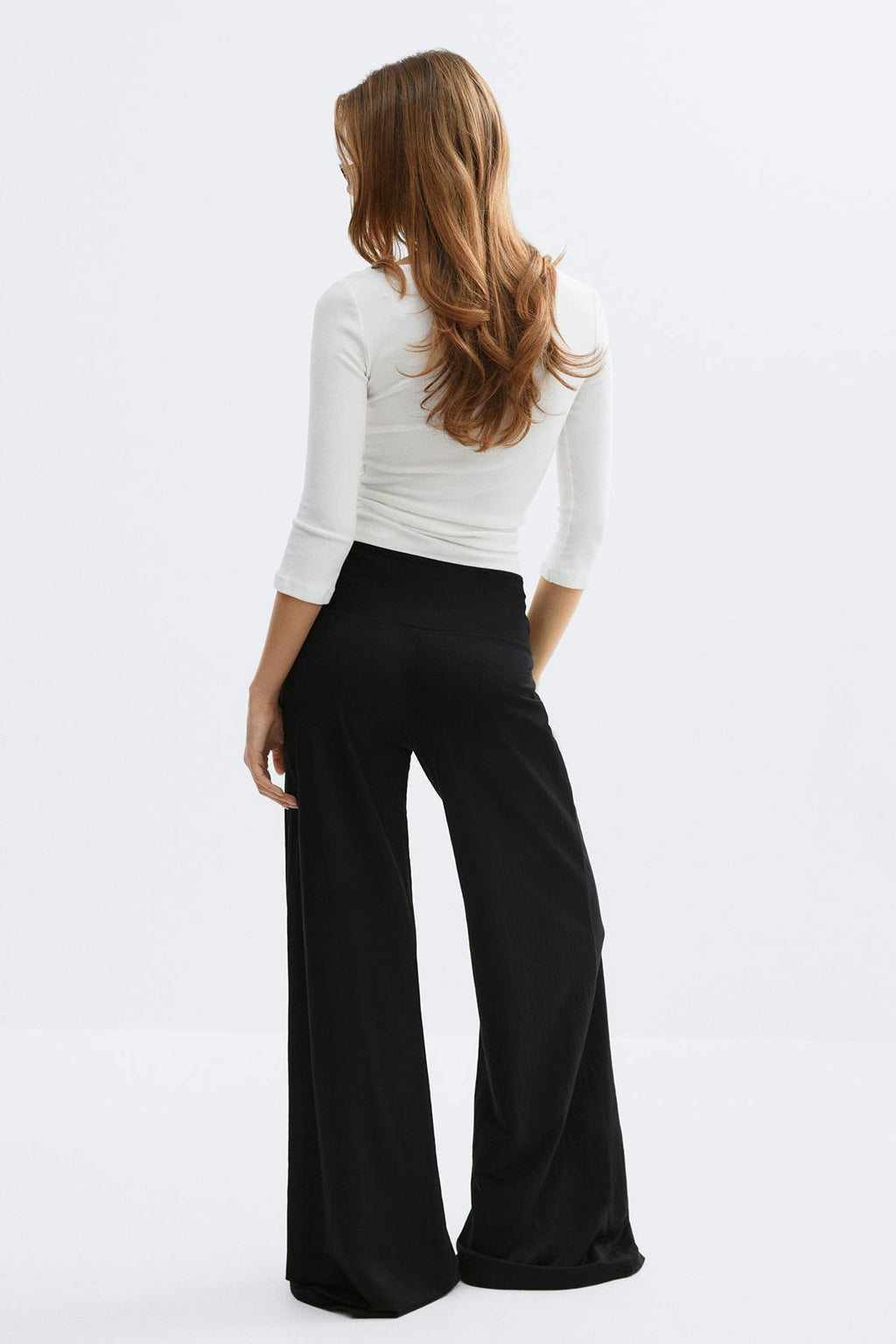 Wide leg trousers