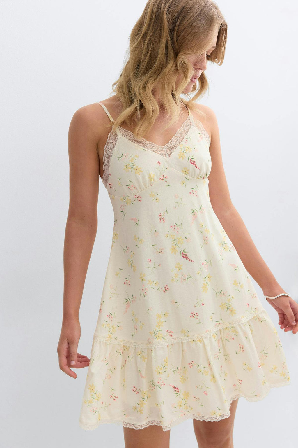 Lace detail strap dress