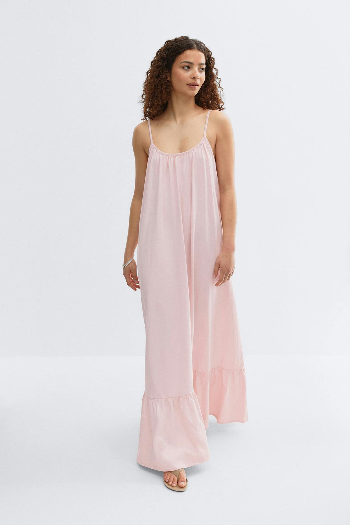 Flowy maxi dress
