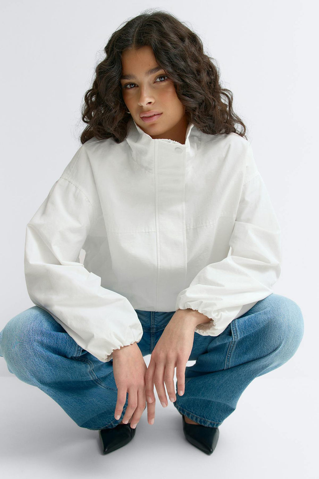High neck sporty jacket