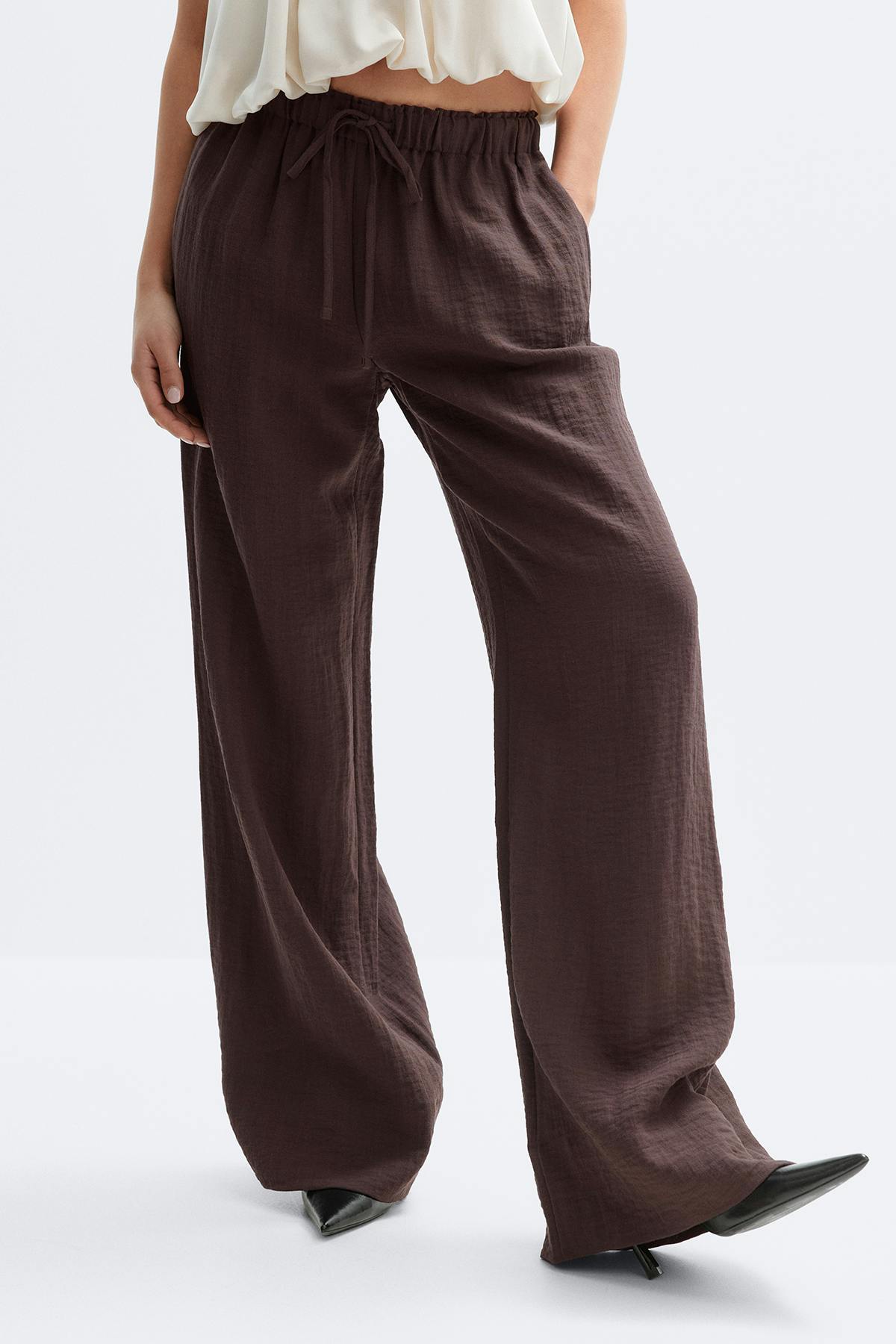 Wide drawstring trousers