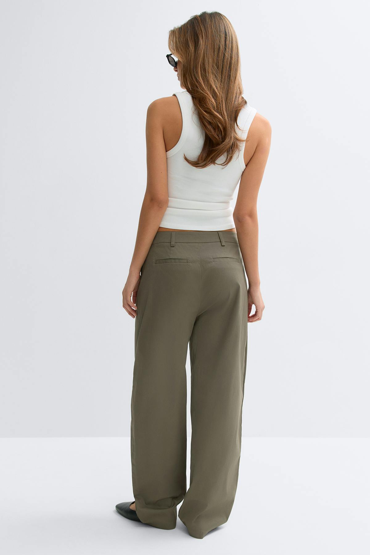 Cotton barrel trousers
