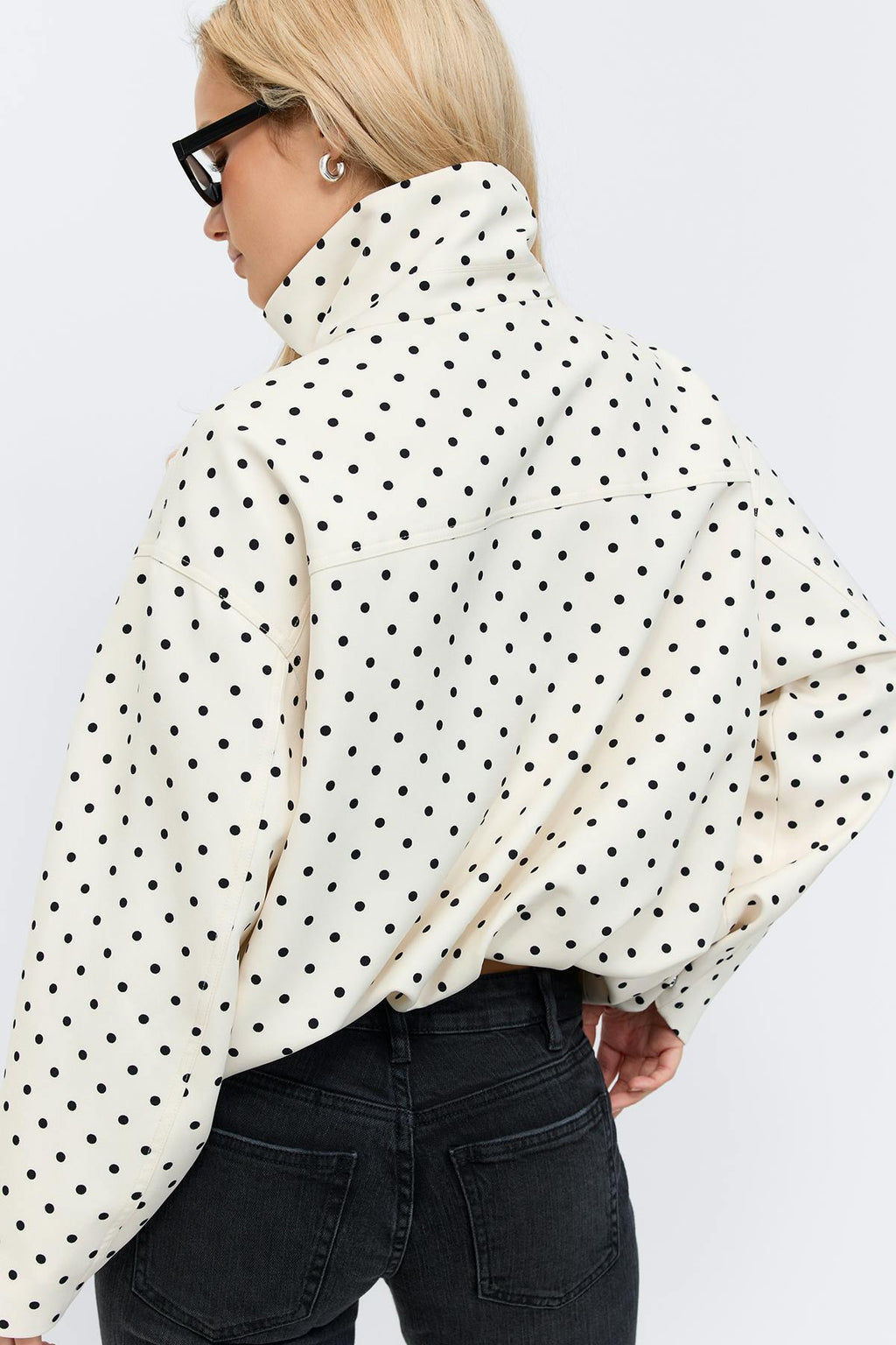 High neck dot jacket