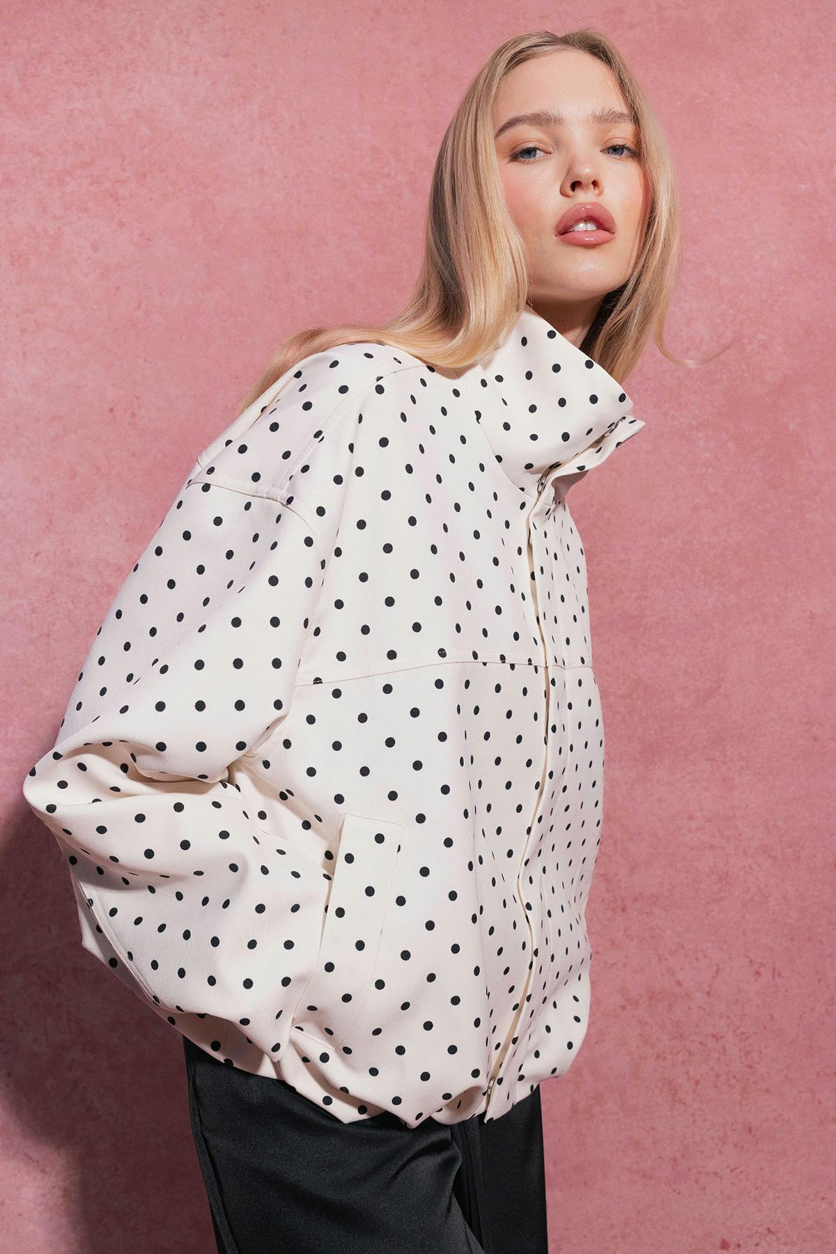 High neck dot jacket