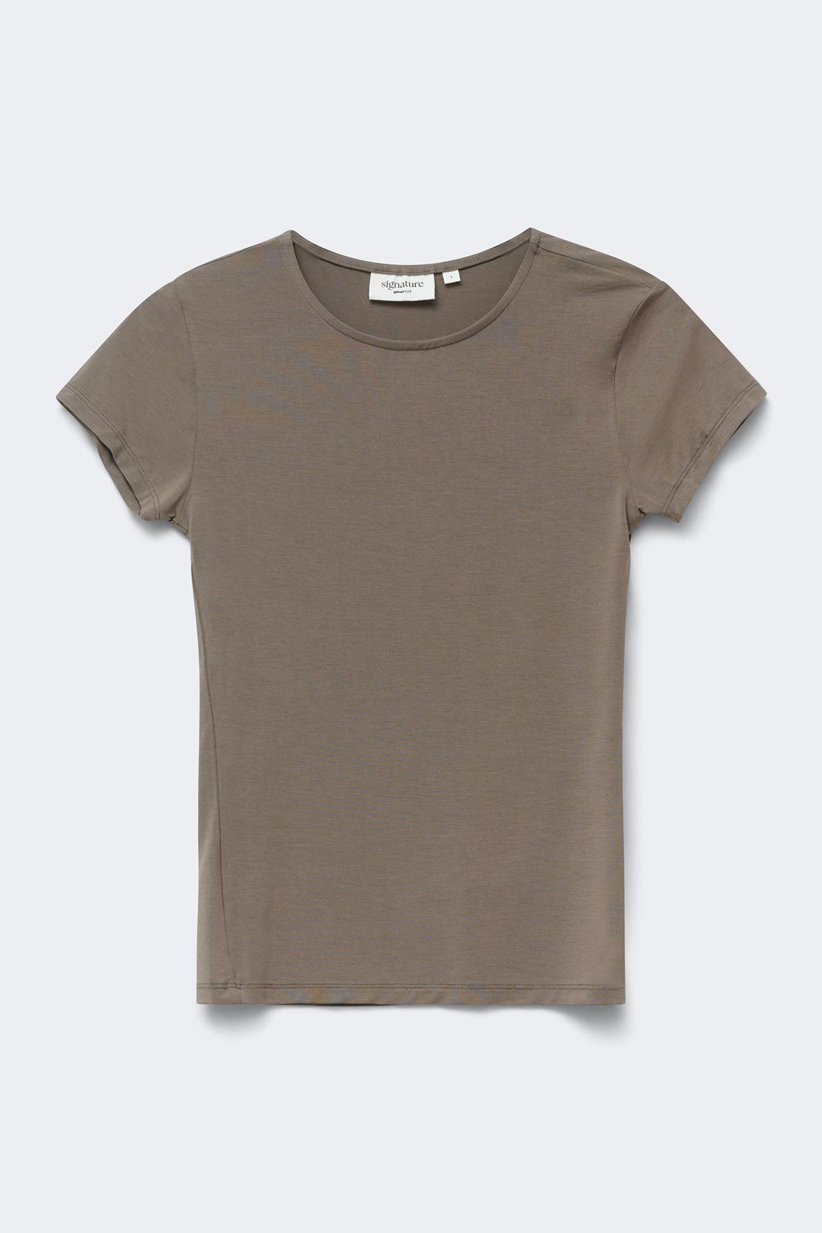 Slim fit top