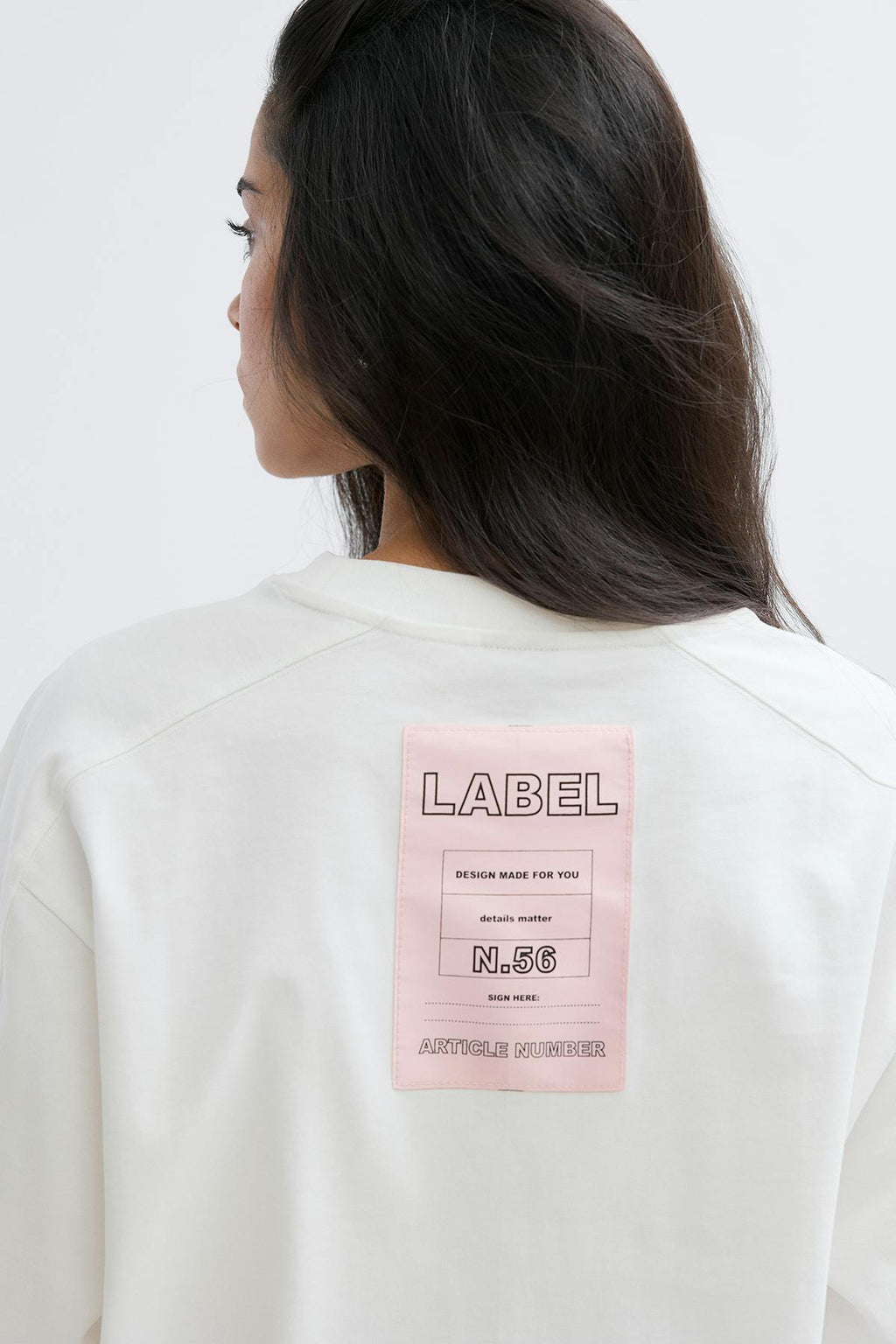 Patch detail tee